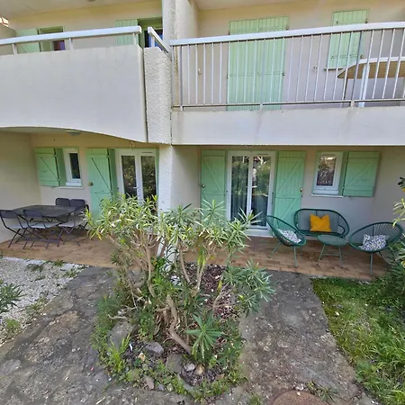 La Pinede - T4 Avec Terrasse Et Piscine *