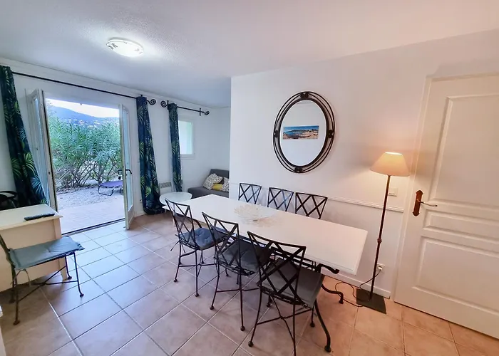 La Pinède - T4 Avec Terrasse Et Piscine Appartement Le Lavandou