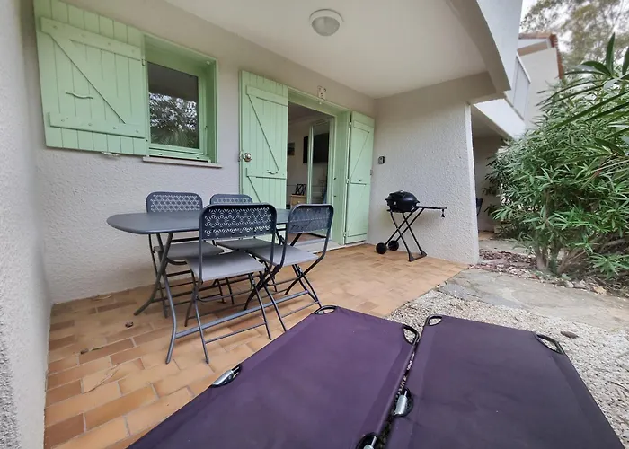 La Pinède - T4 Avec Terrasse Et Piscine *